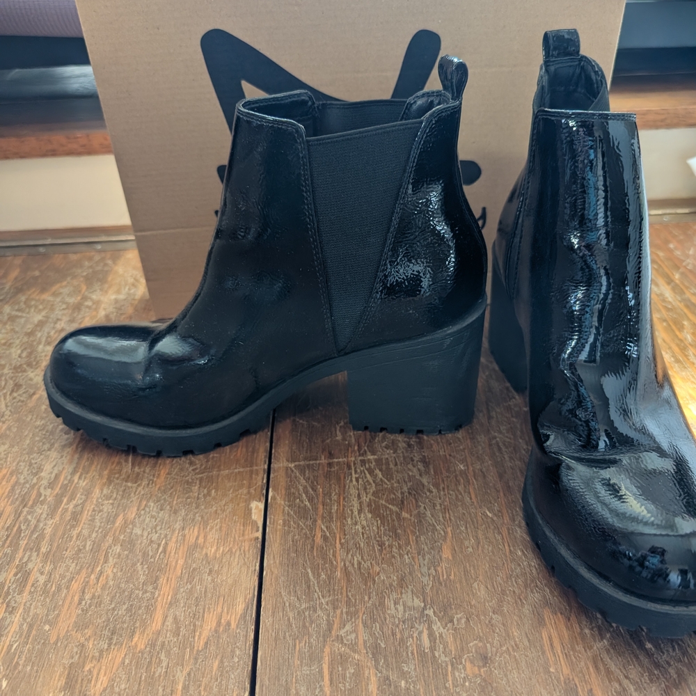 Dirty Laundry Glossy Black Ankle Boots - Picture 2 of 4